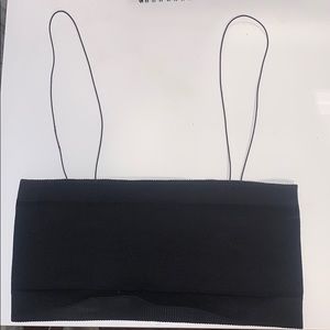 URBAN OUTFITTERS CROP TOP